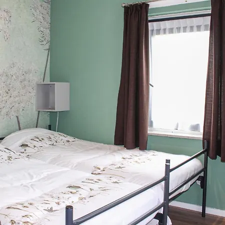 بيت للعطل Awesome In With Wifi Acquoy